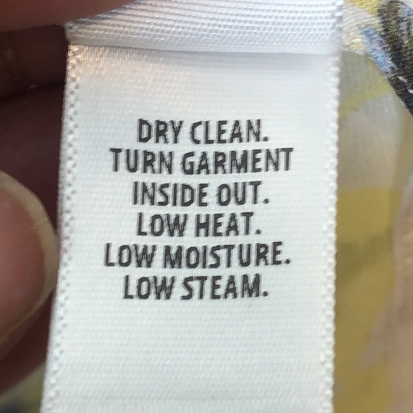 NWT St. John Womens Floral Silk R12MQ01 Swim Cover Size 4 - Picture 4 of 7